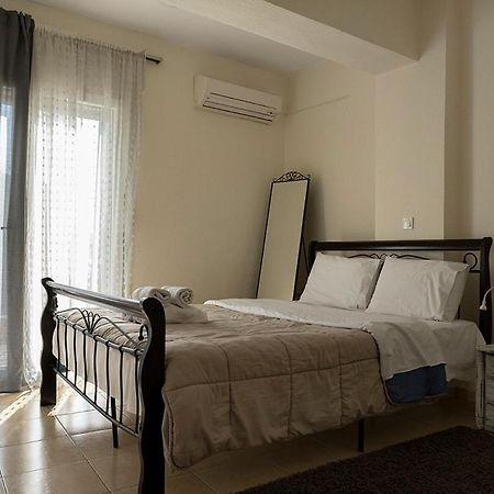 Zefiron Flat Apartment เทสซาโลนิกิ ภายนอก รูปภาพ
